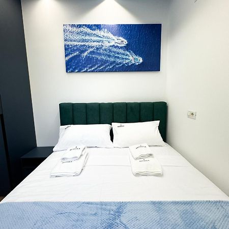 Marina Private Room Shkodra Exterior foto